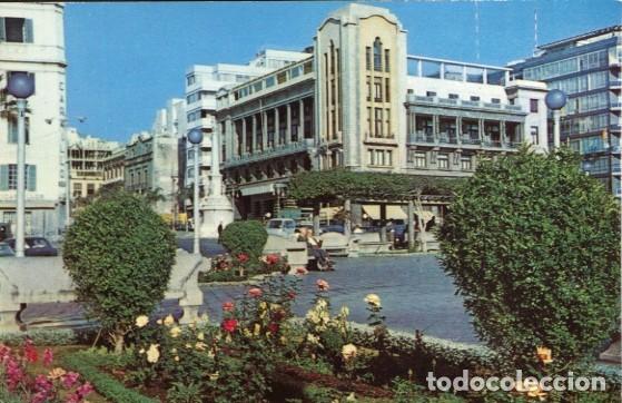 Postales: 118. Sta. Cruz de Tenerife. Plaza de la Candelaria y Jardines del Monumento.