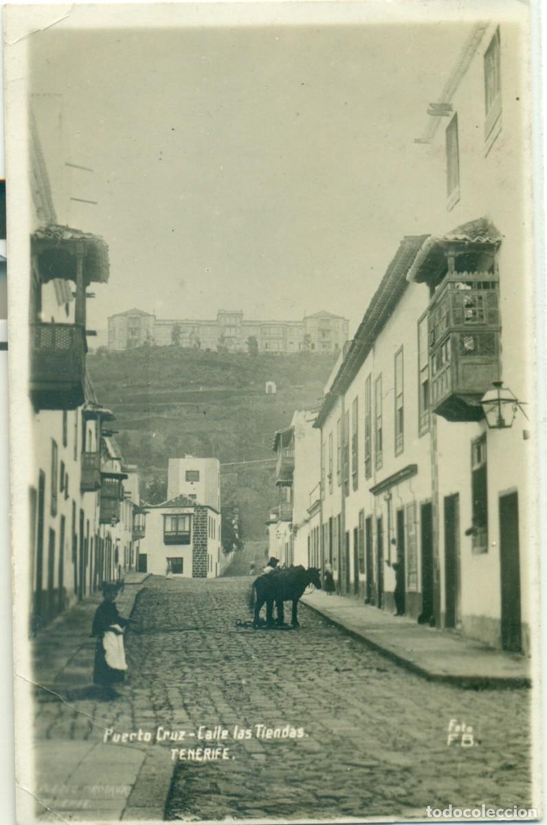 Postales: TENERIFE. PUERTO DE LA CRUZ. CALLE LAS TIENDAS. CIRCULADA HACIA 1920. MUY RARA.