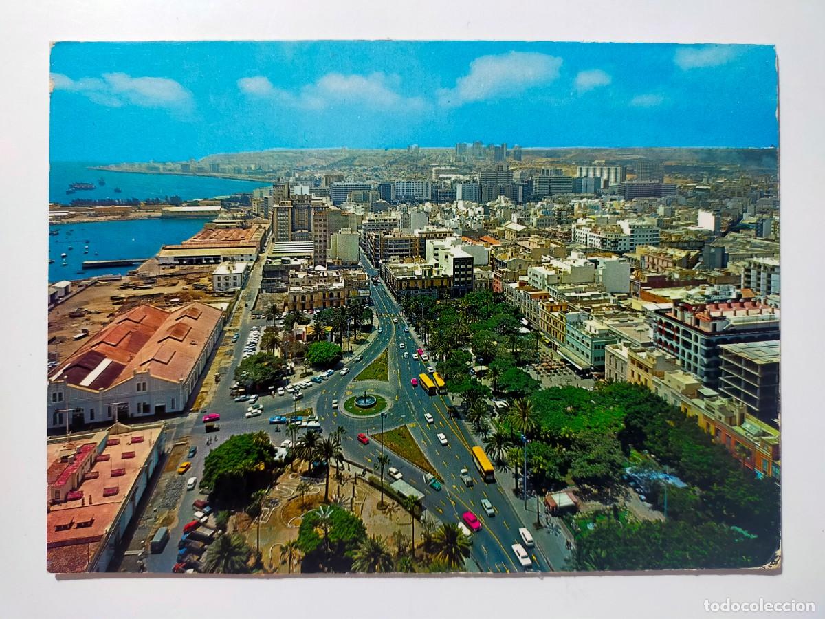 Postales: Tarjeta Postal. LAS PALMAS: Parque Santa Catalina y ciudad - Edit: Global Traders