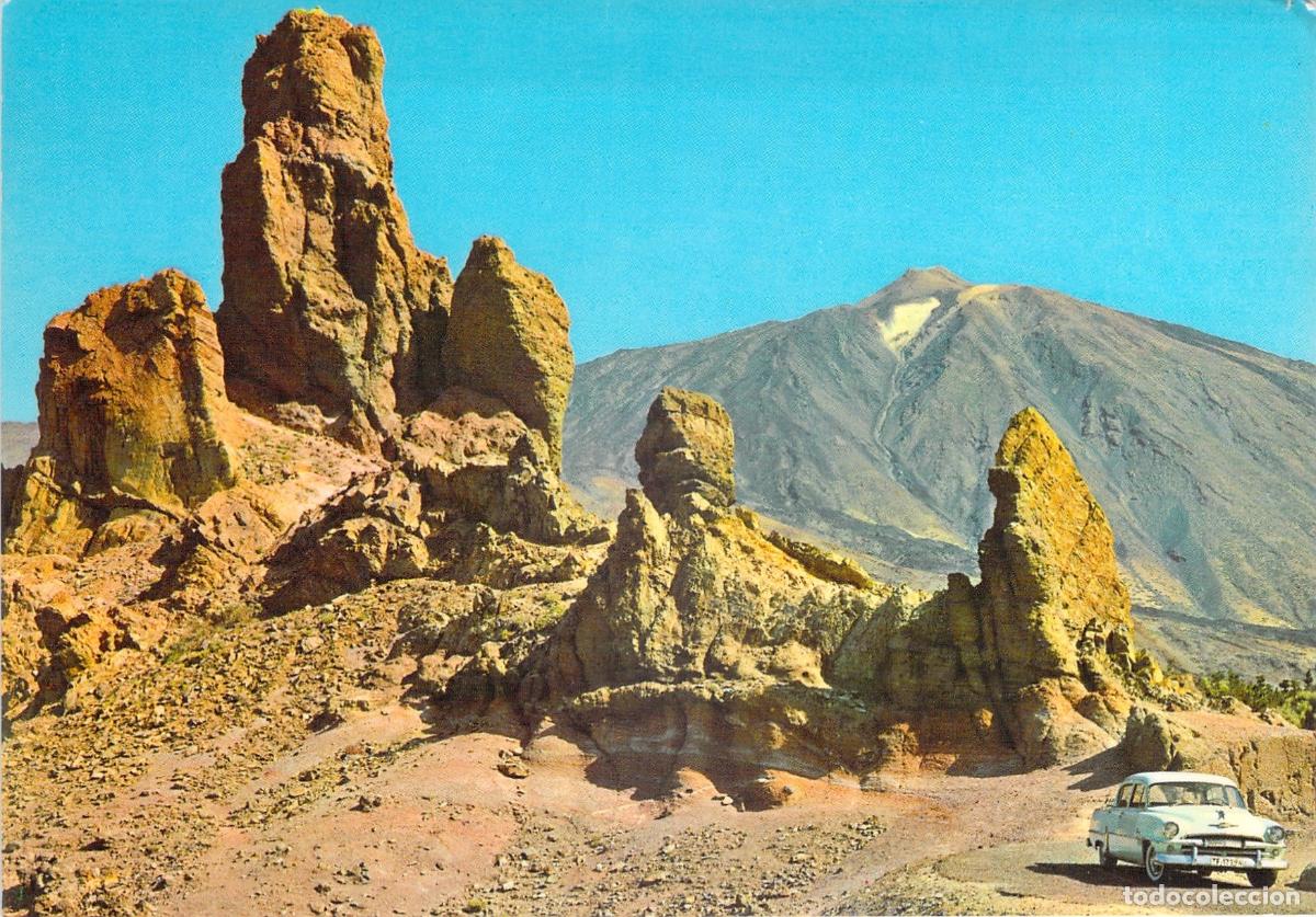 Postales: Postal de Tenerife: Paisaje T&iacute;pico de Los Roques y el Teide al Fondo