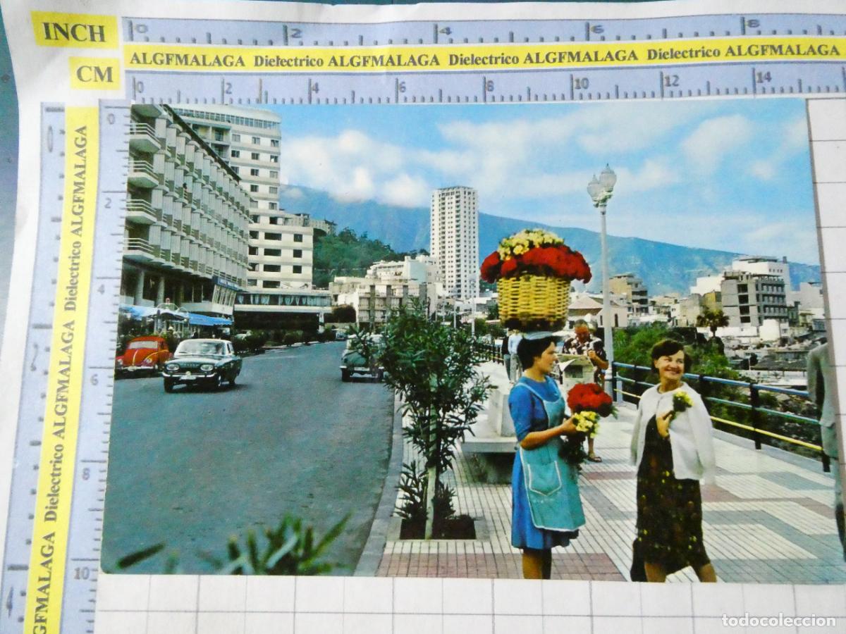 Postales: POSTAL DE TENERIFE. A&Ntilde;O 1965. PUERTO DE LA CRUZ MUJER VENDEDORA FLORES. 335 RO FOTO. 2600