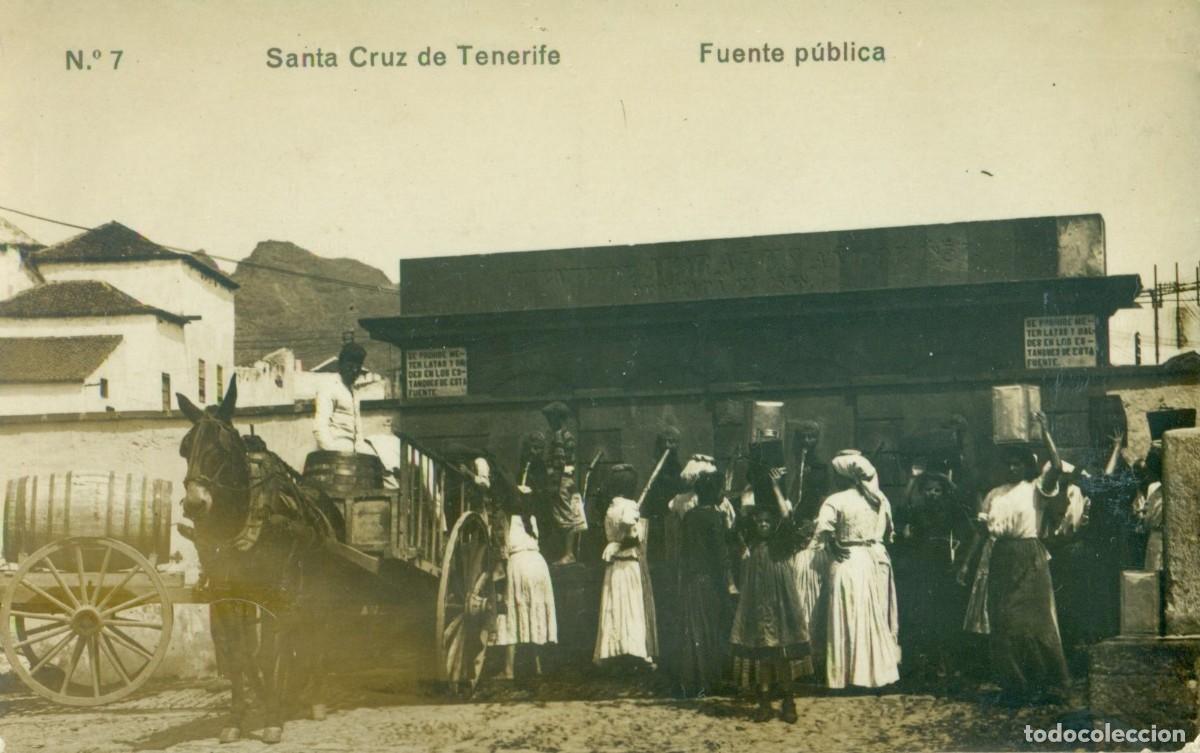 Postales: SANTA CRUZ DE TENERIFE. FUENTE P&Uacute;BLICA.BARRIO DEL CABO. HACIA 1910, MUY RARA,