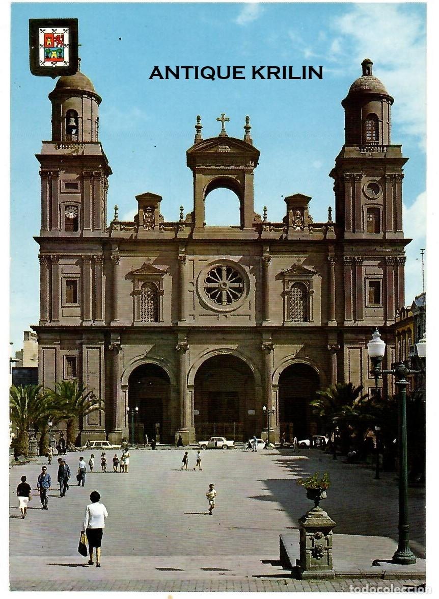 Postales: 1&ordf; COLECCION DE CATEDRALES N&ordm; 16 LAS PALMAS , LA CATEDRAL / ESCUDO DE ORO / SIN FRANQUEAR