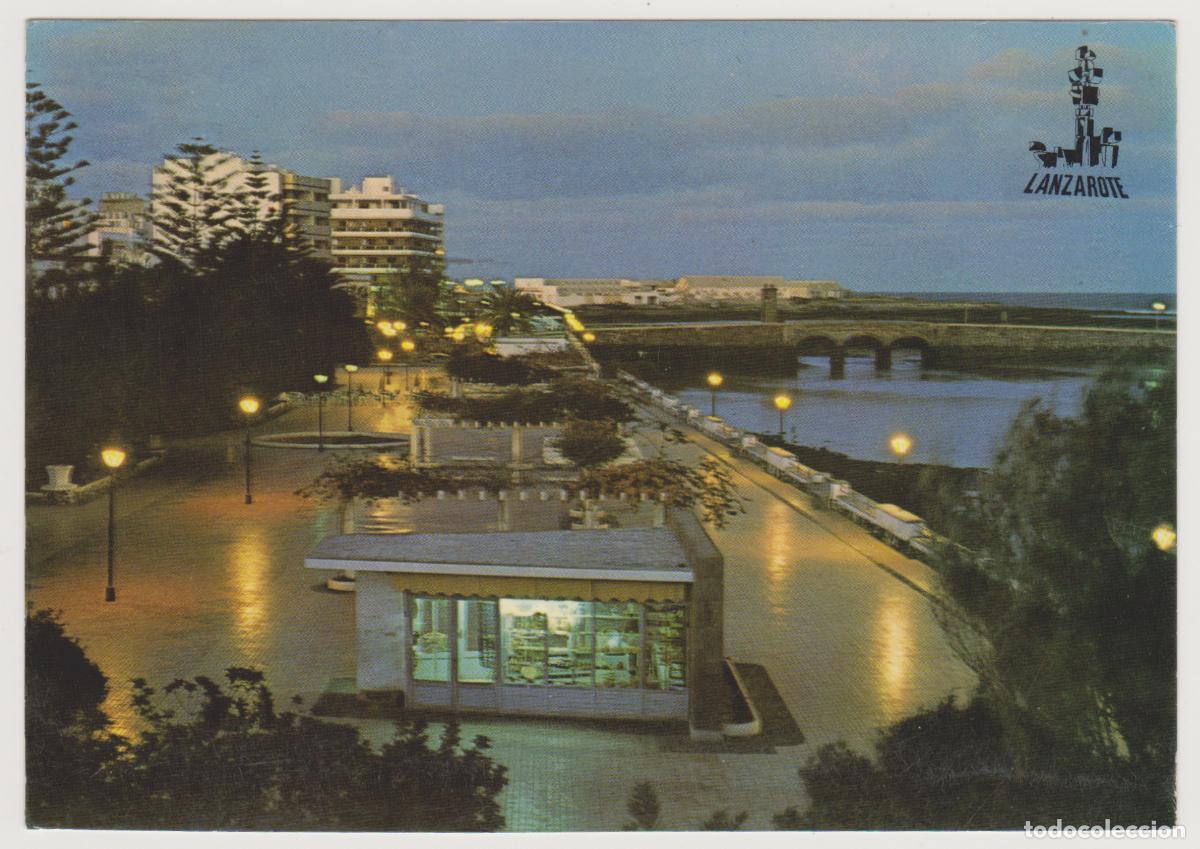 Postales: TARJETA POSTAL - LANZAROTE - ARRECIFE - PASEO MARITIMO DE NOCHE - N&ordm; 527 - EDICION FOTO GABRIEL