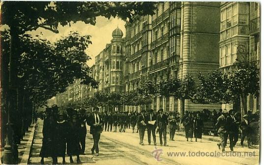 Postales: POSTAL SANTANDER PASEO DE PEREDA LLENO DE GENTE - Foto 1