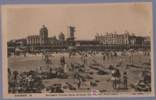 Postales: TARJETA POSTAL DE SANTADER. SARDINERO. PRIMERA PLAYA. AL FONDO GRAN HOTEL Y GRAN CASINO.78. ARRIBAS.