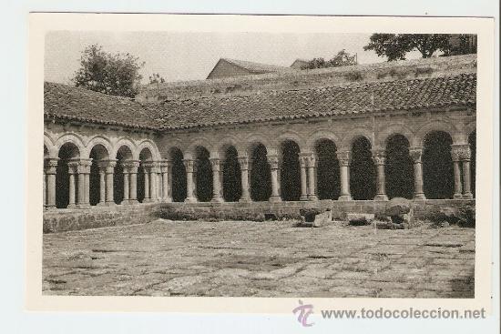 Cartoline: Santillna del Mar - Real e Insigne Colegiata - Vista general del Claustro