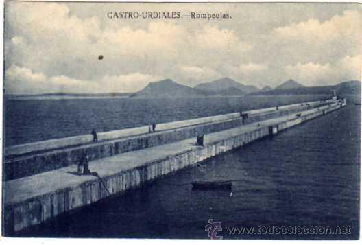 Postales: Castro Urdiales. Rompeolas. Circulada. Clixe Ximenez. - Foto 1