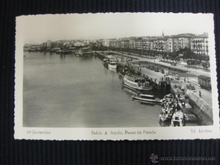 Cartes Postales: SANTANDER.- 69. BAHIA, AL FONDO PASEO DE PEREDA. ED. ARRIBAS.