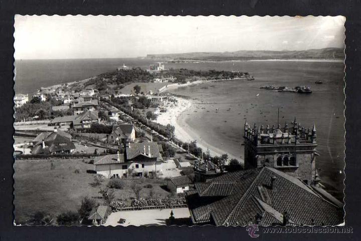 Postales: Santander. Playa y palacio de la Magdalena. No circulada. - Foto 1