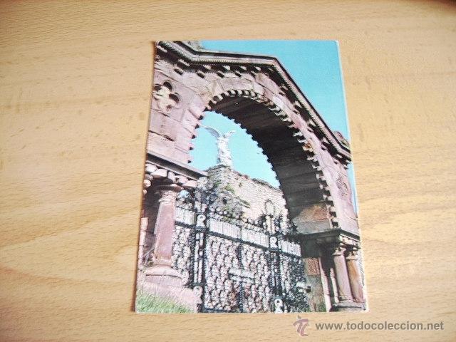 Postales: COMILLAS  ( SANTANDER ) PUERTA DEL CEMENTERIO - Foto 1