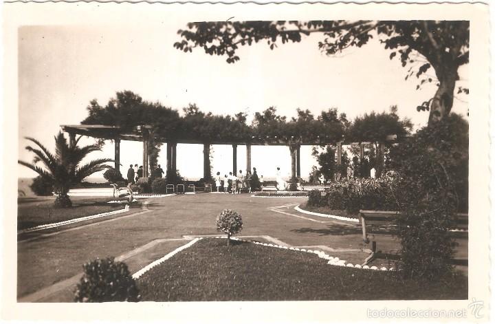 Postais: SANTANDER JARDINES Y P&Eacute;RGOLA DE PIQUIO