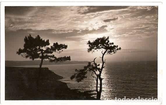 Postales: Comillas.- Puesta de sol en el Cabo de Oyambre - Foto 1
