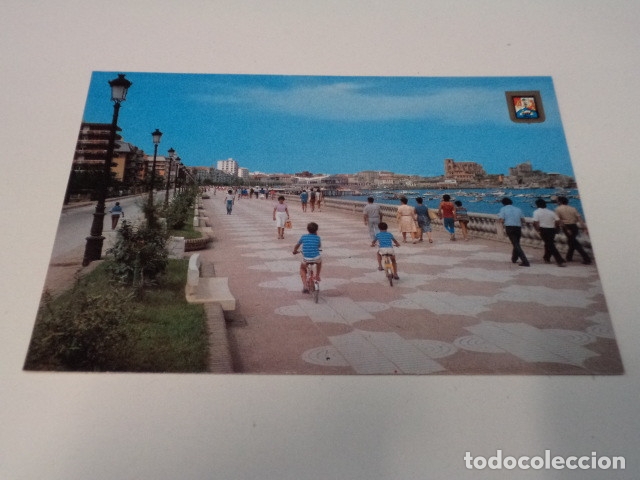 Postales: CANTABRIA - POSTAL CASTRO URDIALES - PASEO MAR&Iacute;TIMO - Foto 1