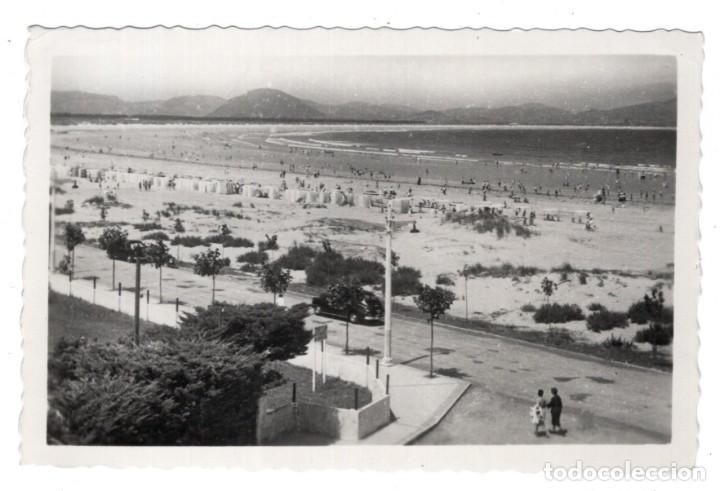 Postales: Laredo. 701 Vista General de la Playa - Foto 1
