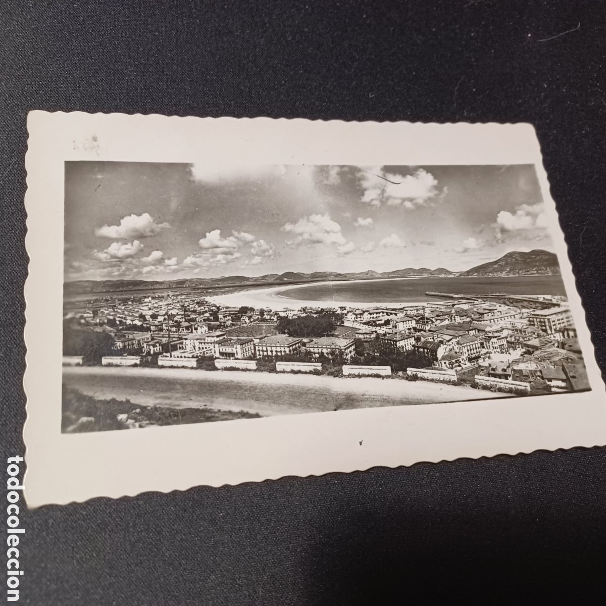 Postales: POSTAL LAREDO FINALES DE LOS 50 -CIRCULADA- - Foto 1