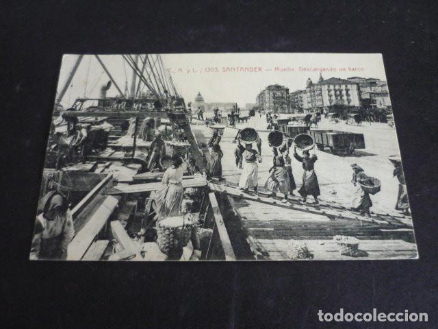 Postales: SANTANDER MUELLE DESEMBARCANDO UN BARCO - Foto 1