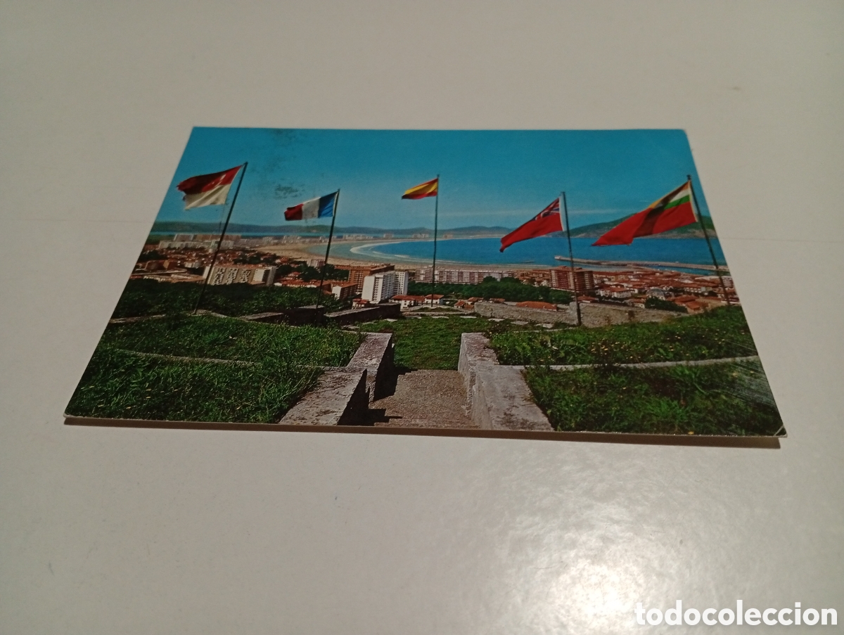 Postales: Postal Laredo, banderas - Foto 1