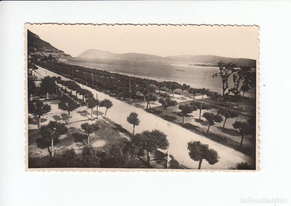 Postales: SANTO&Ntilde;A (CANTABRIA).- POSTAL FOTOGRAFIA DEL PASEO DE PEREDA