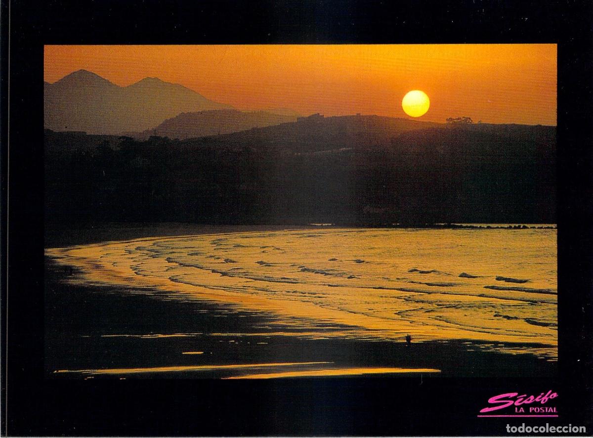 Postales: Postal de San Vicente de la Barquera, Cantabria - Atardecer en la Playa