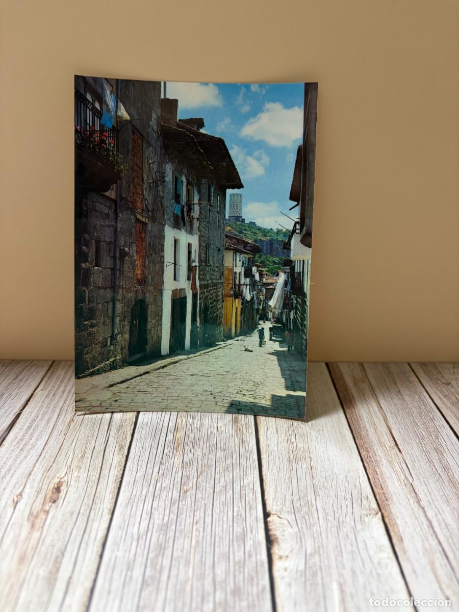 Postales: TARJETA POSTAL. CANTABRIA. 49.- LAREDO. CALLE T&Iacute;PICA. EDICIONES ARRIBAS