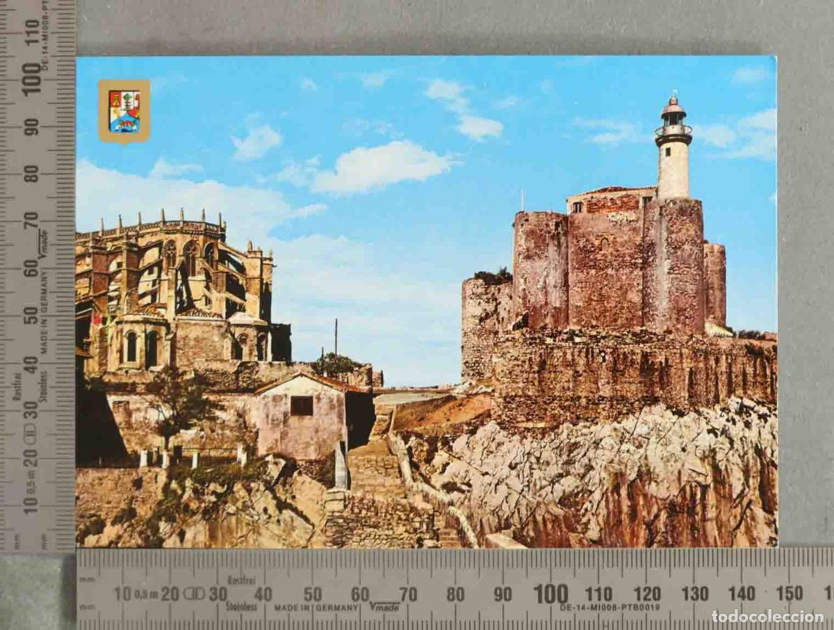 Postales: POSTAL. Castro Urdiales - Iglesia de Santa Mar&iacute;a y Faro - Dom&iacute;nguez - Escudo de Oro