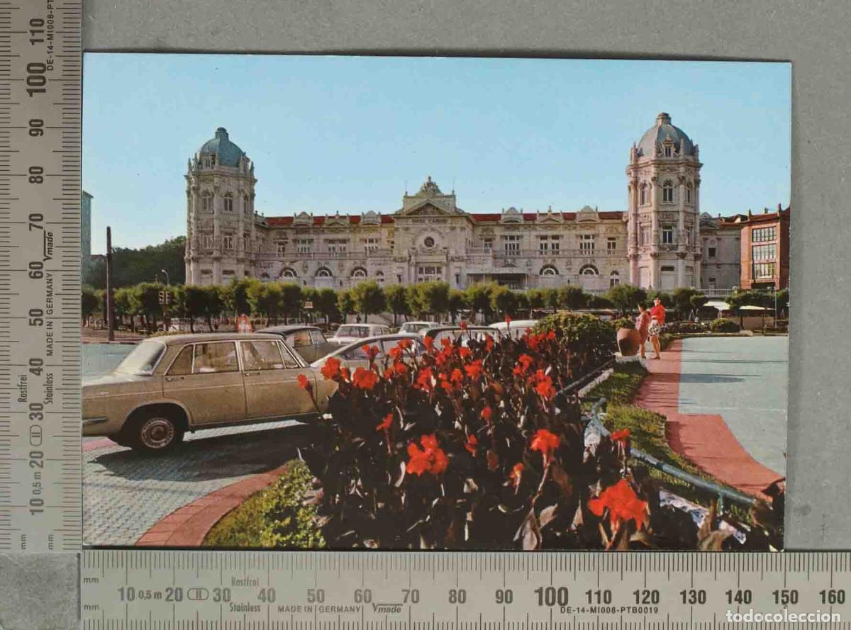 Postales: POSTAL. Santander - El Sardinero - Gran Casino y Plaza de Italia - Ediciones Arribas