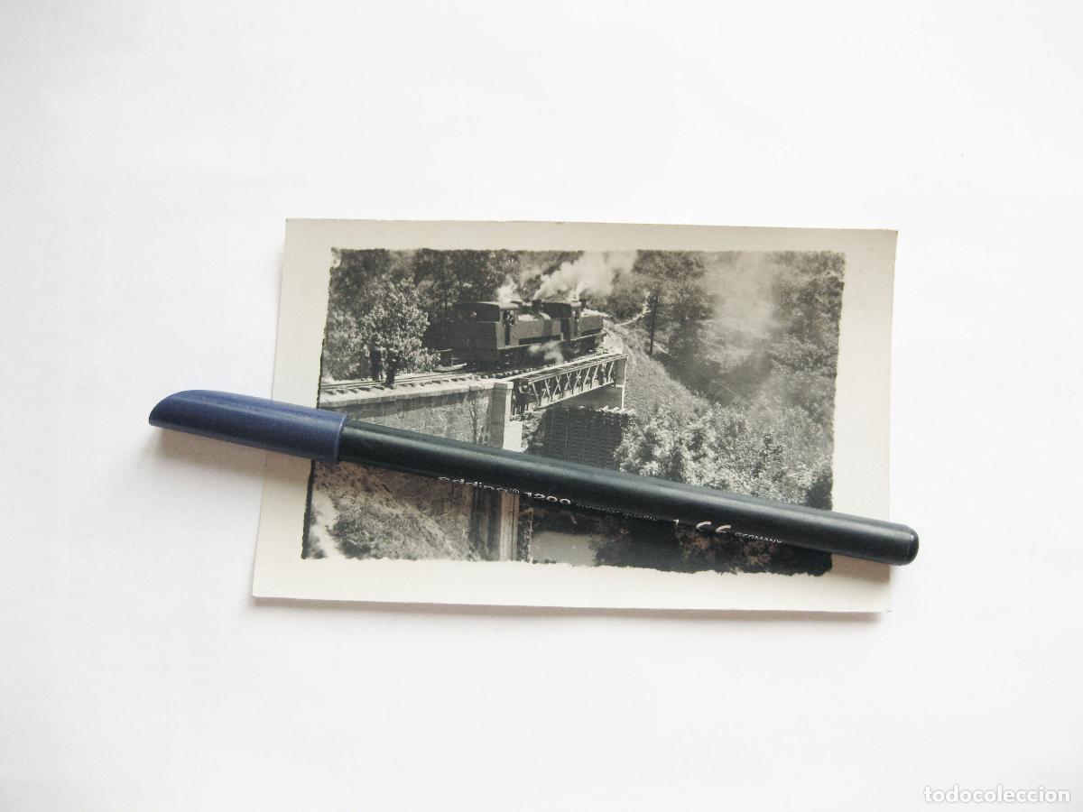 Cartoline: TARJETA POSTAL FOTOGR&Aacute;FICA DE PRUEBAS CON LOCOMOTORA DE PUENTE MERCADILLO. LINEA CASTRO A TRASLAVI&Ntilde;A