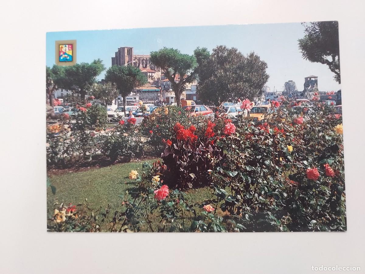Postales: POSTAL CASTRO URDIALES JARDINES PASEO MARITIMO. 1987. SIN CIRCULAR. CANTABRIA