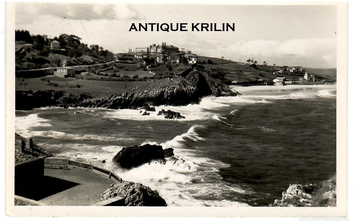 Postales: COMILLAS / LA COSTA AL FONDO UNIVERSIDAD PONTIFICIA / EDI. FOTO IMPERIO / FRANQUEADA