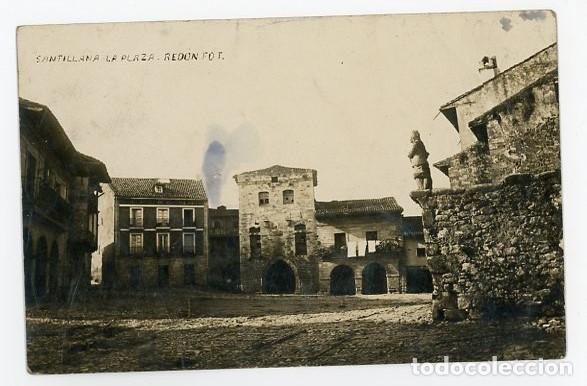 Postais: SANTILLANA DEL MAR. LA PLAZA. REDON FOTO. ESCRITA A OVIEDO.