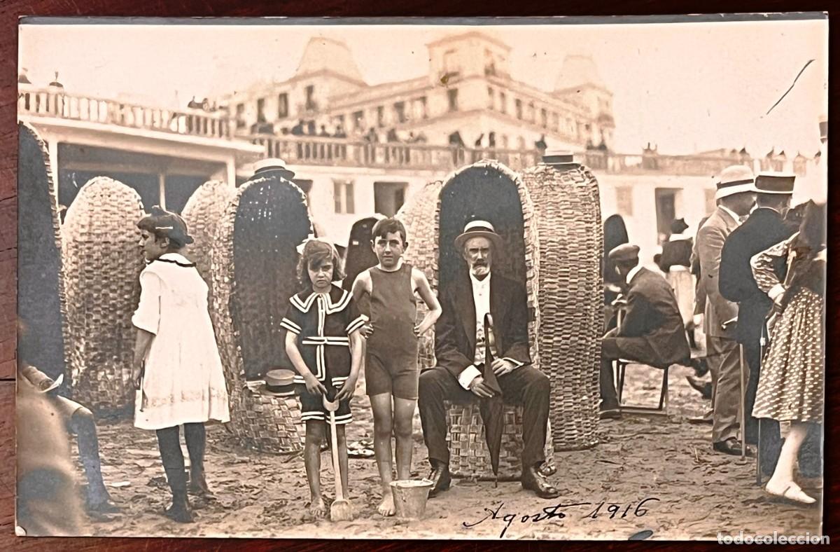 Postales: Foto postal de Los Ba&ntilde;os de Ola, en la playa de Santander, sin circular