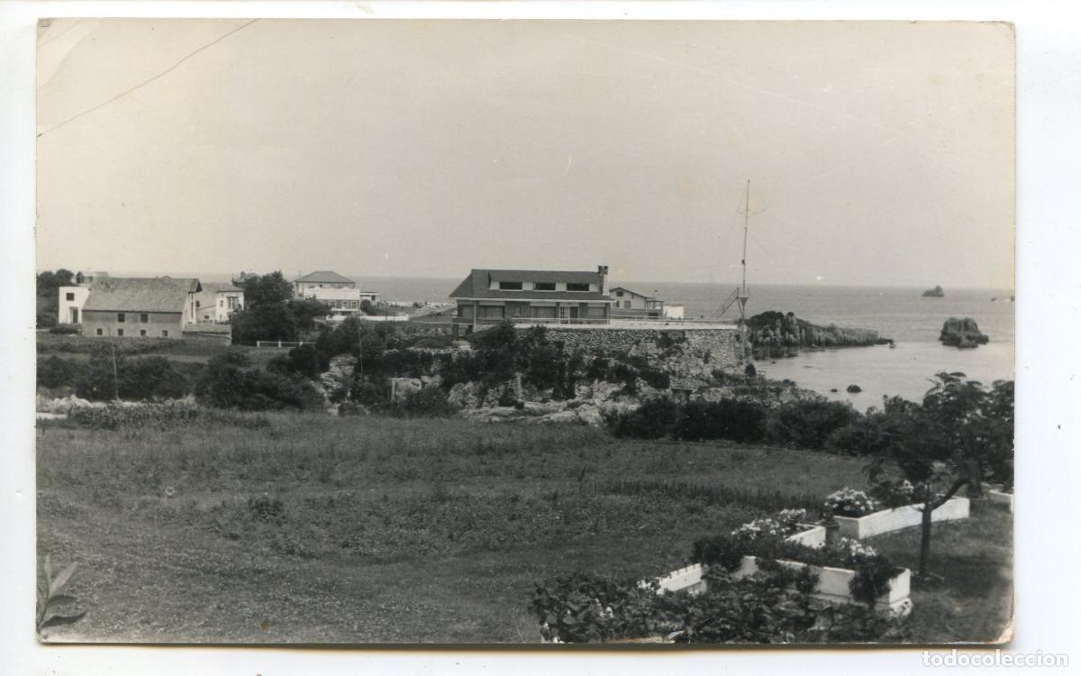 Postales: Isla, Quejo, Santander. Vista parcial de la playa del Sable. Pensi&oacute;n Marisol