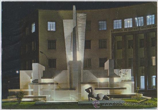 Postales: TARJETA POSTAL ASPECTO NOCTURNO DE LA FUENTE DE LA PROVINCIA CIUDAD REAL