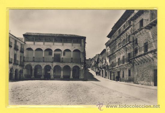 Postcards: POSTAL-GUADALAJARA-10 SIG&Uuml;ENZA-plaza mayor .ED.RELA&Ntilde;O-1962 -P-1234