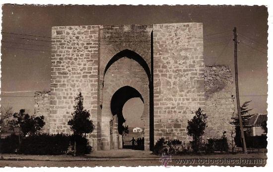 Postales: ciudad real - n&ordm; 1 - puerta de toledo - a&ntilde;os 50 - sin circular
