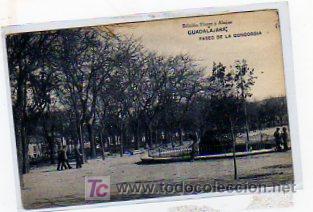 Postkarten: Guadalajara. Paseo de la concordia. Edici&oacute;n Flores y Abejas. Escrita.