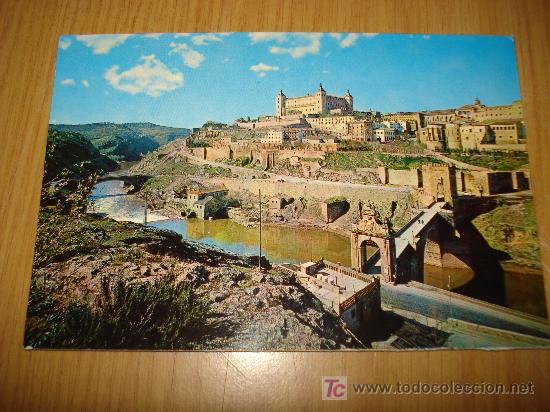 Postais: Tarjeta Postal de TOLEDO.Puente Alcantara y Alc&aacute;zar . Sin circular .A&ntilde;o 1960s.