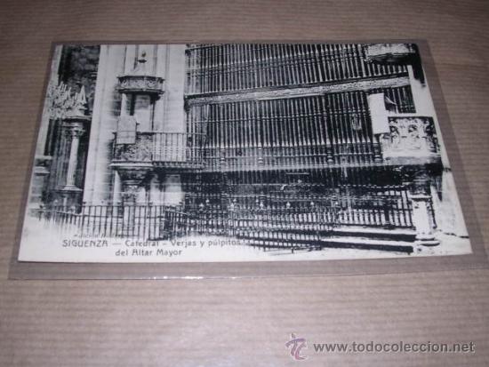 Postcards: SIGUENZA CATEDRAL VERGAS Y PULPITO DEL ALTAR MAYOR ,EDC. RODRIGUEZ 14X9 CM.