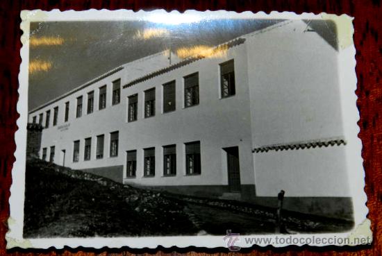 Postcards: ANTIGUA FOTOGRAFIA DE PUEBLA DE DON RODRIGO (CIUDAD REAL) EN LA INAUGURACION DE UINA ESCUELA 40 - 50
