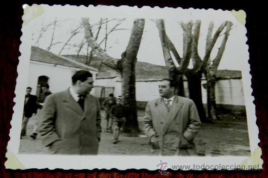 Postcards: ANTIGUA FOTOGRAFIA DE VALDEMANCO DEL ESTERAS (CIUDAD REAL) INAUGURACION ESCUELA POR EL GOBIERNADOR C