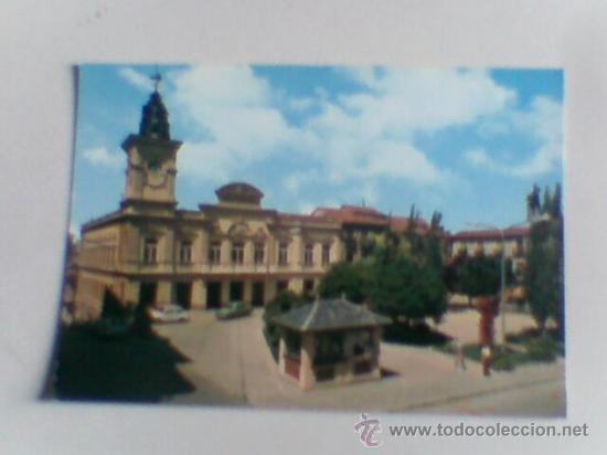 Postales: Postal fotografica Plaza Jose Antonio Ayutamiento Fiter animada Guadalajara Seat 600 (b22)