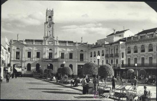 Postales: CIUDAD REAL.- PLAZA DEL GENERALISIMO - Foto 1