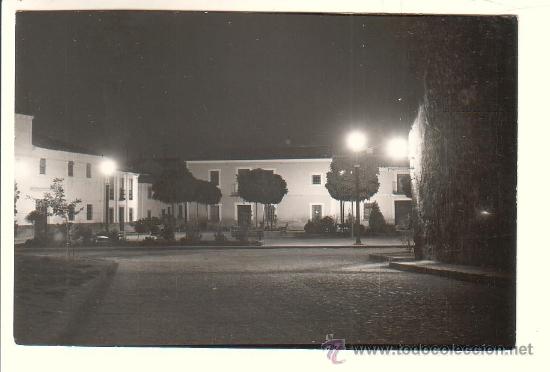Postkarten: ALCAZAR DE SAN JUAN (CIUDAD REAL).- PLAZA DE SANTA MARIA, VISTA NOCTURNA