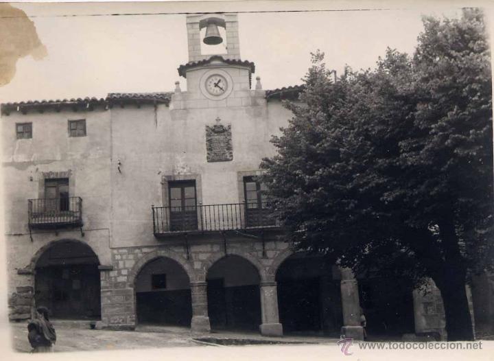 Postkarten: ATIENZA (GUADALAJARA).- FOTOGRAF&Iacute;A MEDIDAS 10,5 X 7,5 CMS- AYUNTAMIENTO