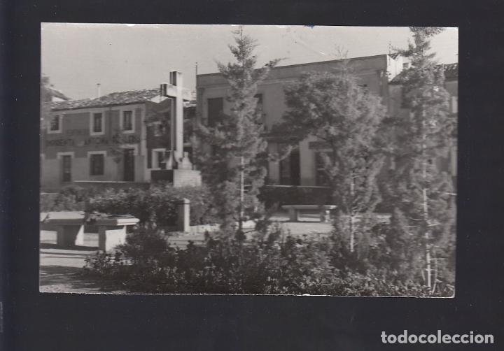 Postales: TARANC&Oacute;N (CUENCA).- PLAZA DE LOS CAIDOS - Foto 1