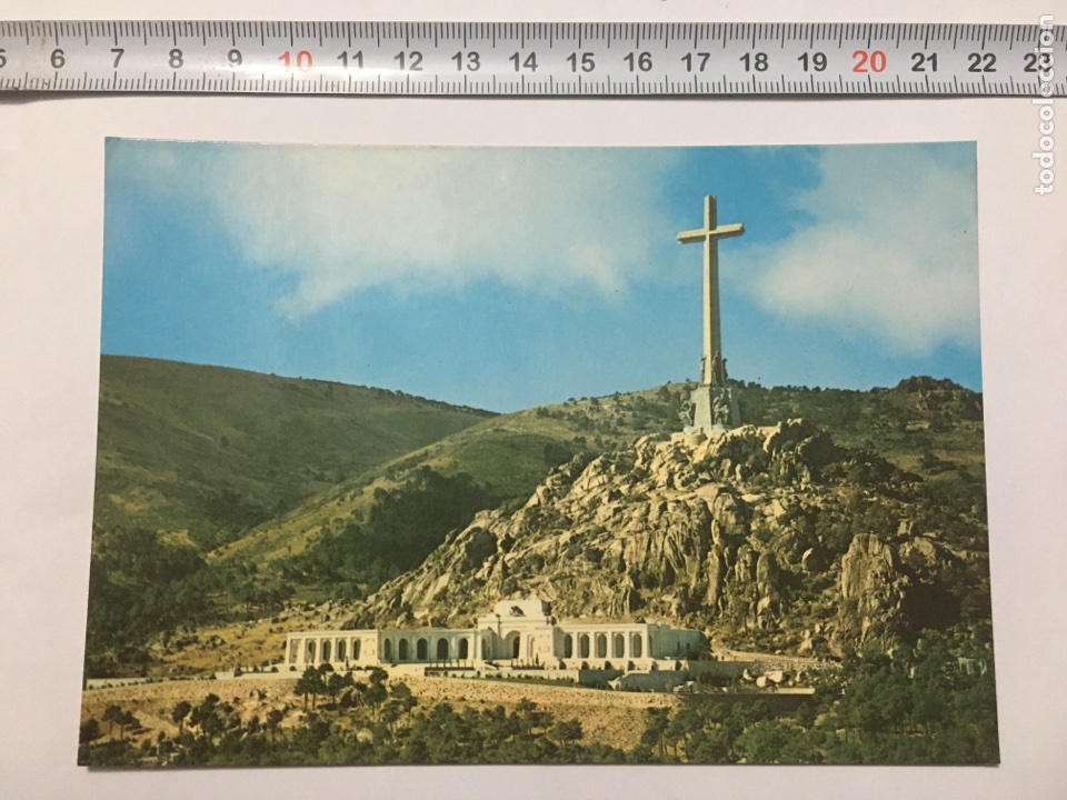 Cartoline: Postal. 13. STA. CRUZ DEL VALLE DE LOS CA&Iacute;DOS. Ed. PATRIMONIO NACIONAL. H. 1960