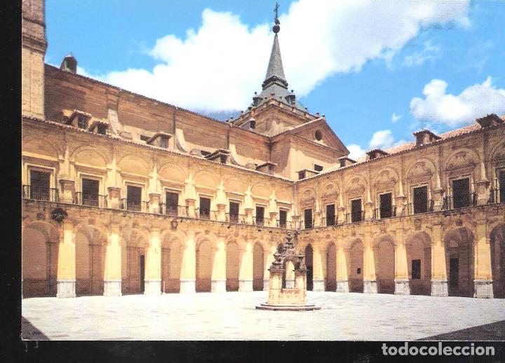 Postales: Patio y Claustro. Monasterio. Ucl&eacute;s. Cuenca. - Foto 1