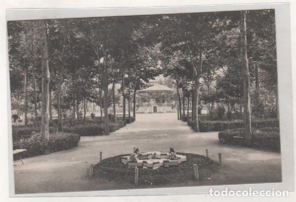 Postales: Cuenca 9 Parque Canalejas  L. Roisin. Sin circular. - Foto 1