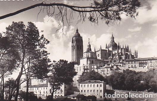 Postales: POSTAL SEGOVIA LA CATEDRAL - Foto 1